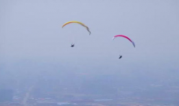 滑翔伞视频,滑翔伞飞行之旅精彩瞬间回顾